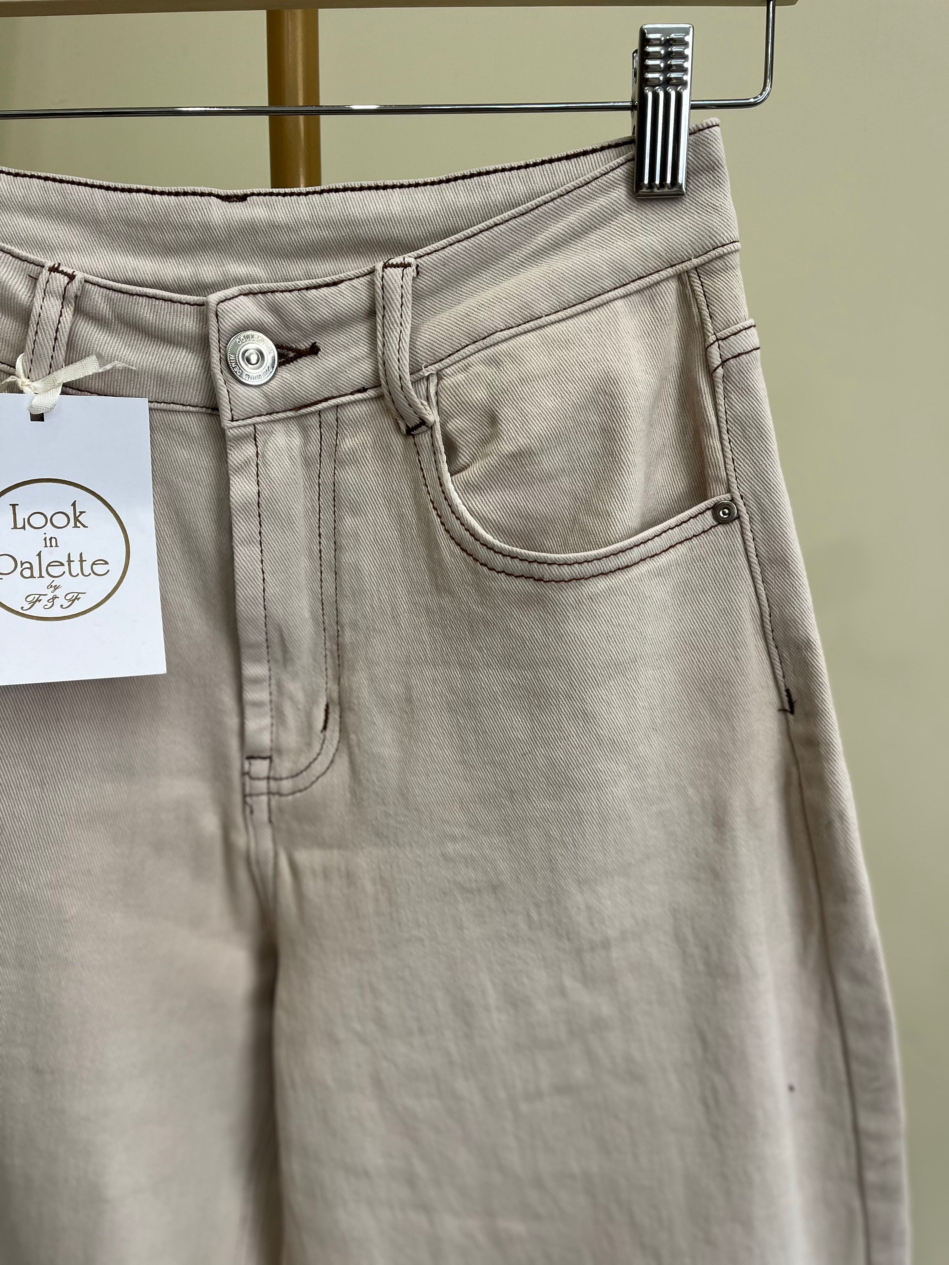 Jeans Beige con Martingala Regolabile