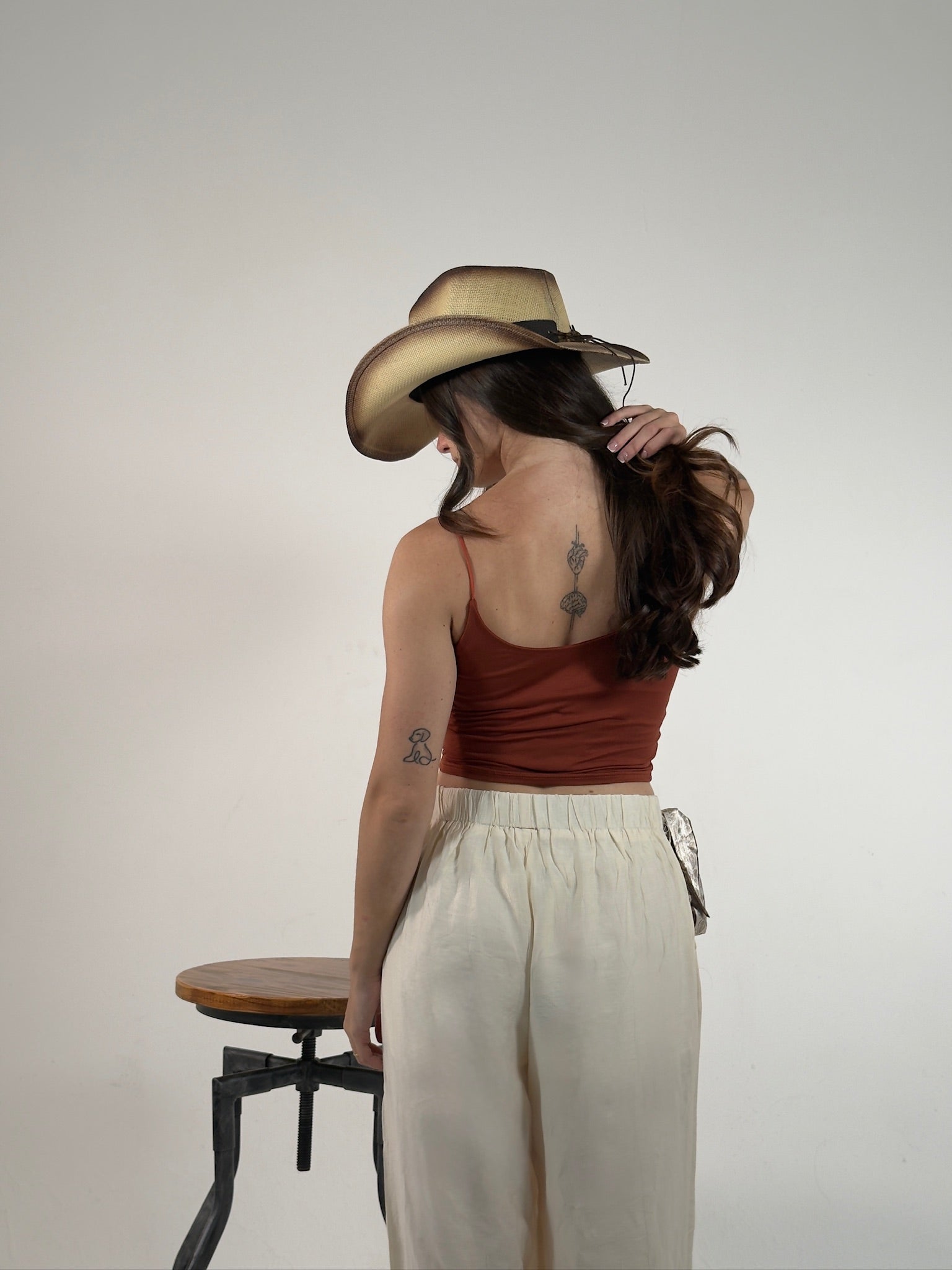Pantaloni leggeri con foulard