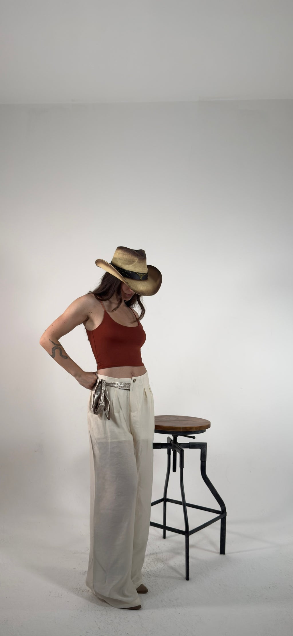 Pantaloni leggeri con foulard
