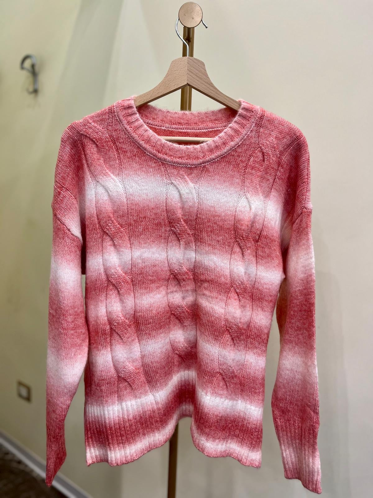 Maglione con treccie