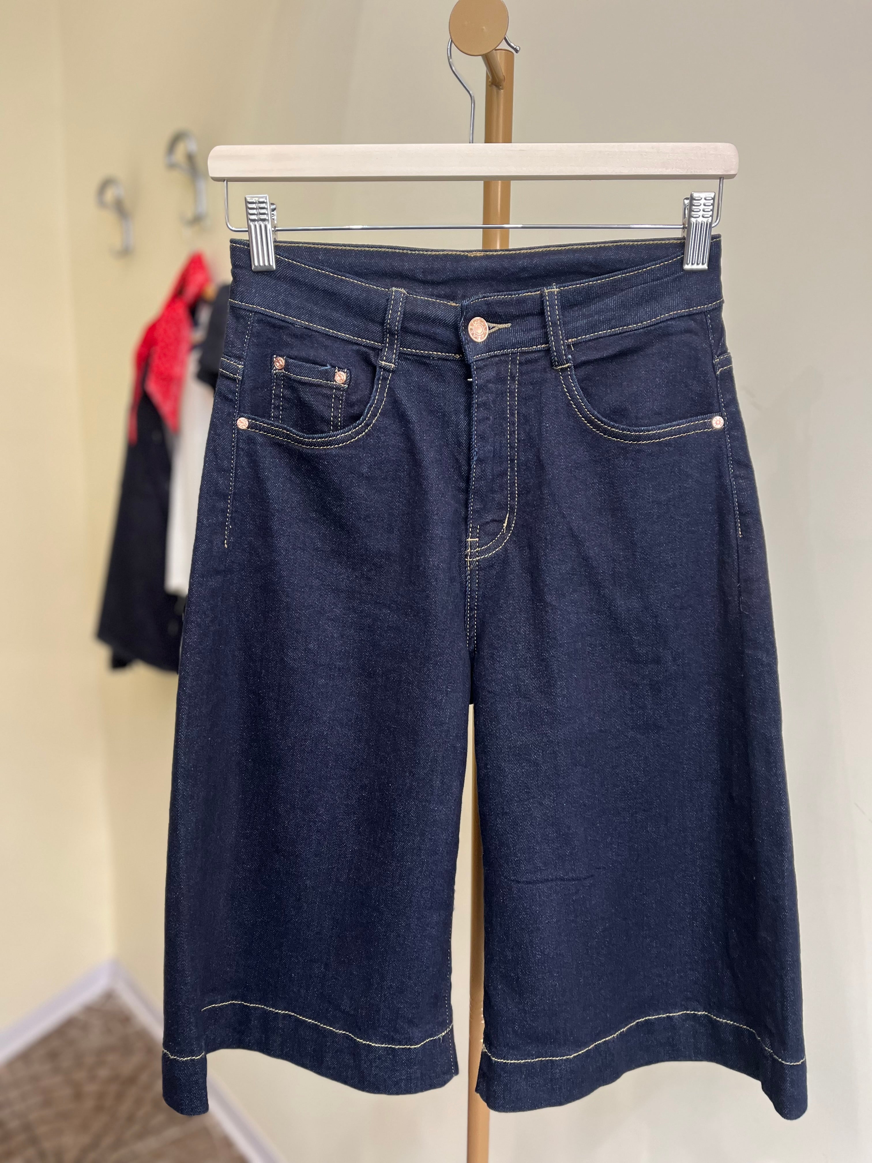 Bermuda in denim