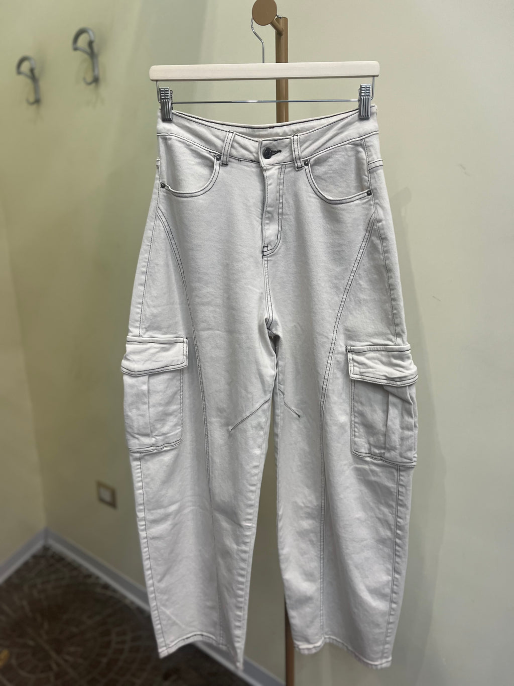 Baggy cargo denim