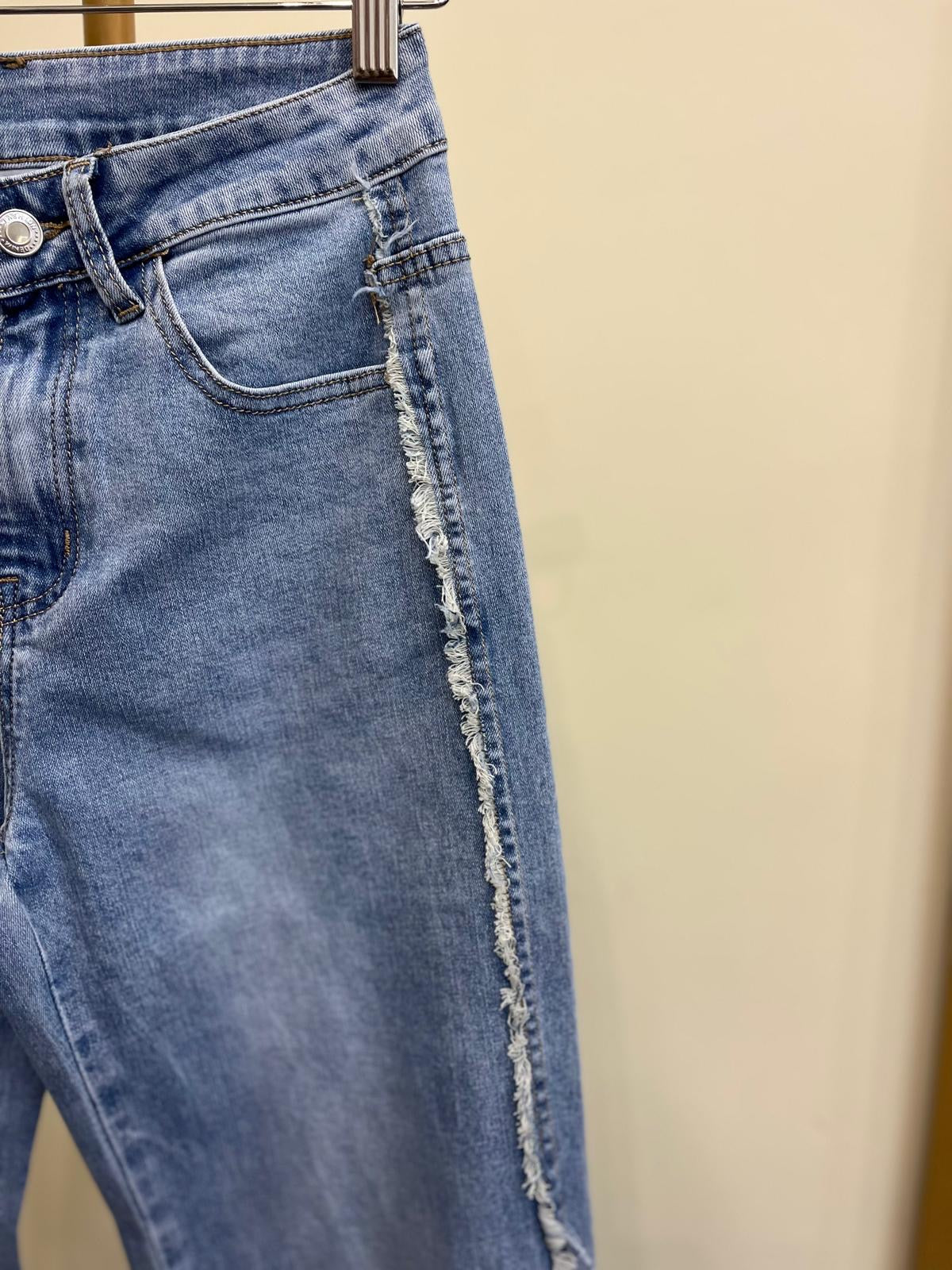 Denim sfrangiato