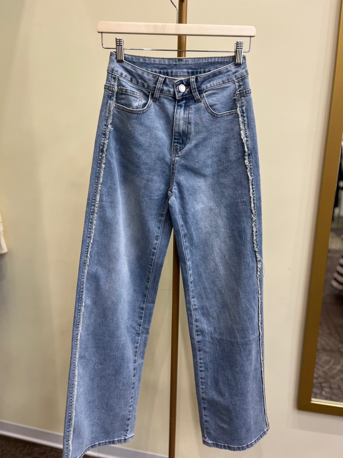 Denim sfrangiato